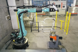 Роботизированный фрезерный комплекс на базе промышленного робота KUKA KR 210 R3100-2